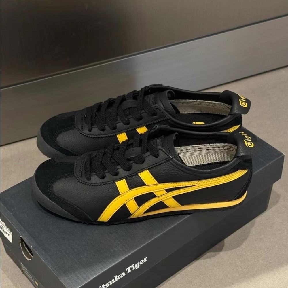 Onitsuka Tiger by Asics Mexico 66 Women’s Black/Yellow Sneakers